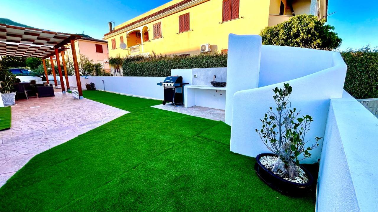 Apartament Le Residenze Del Mare Monolocale N6 La Caletta Zewnętrze zdjęcie
