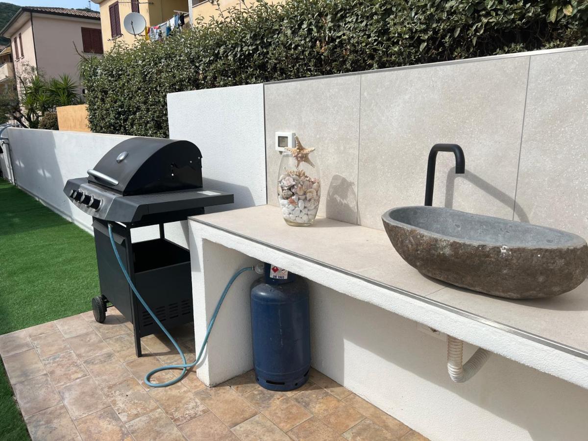 Apartament Le Residenze Del Mare Monolocale N6 La Caletta Zewnętrze zdjęcie
