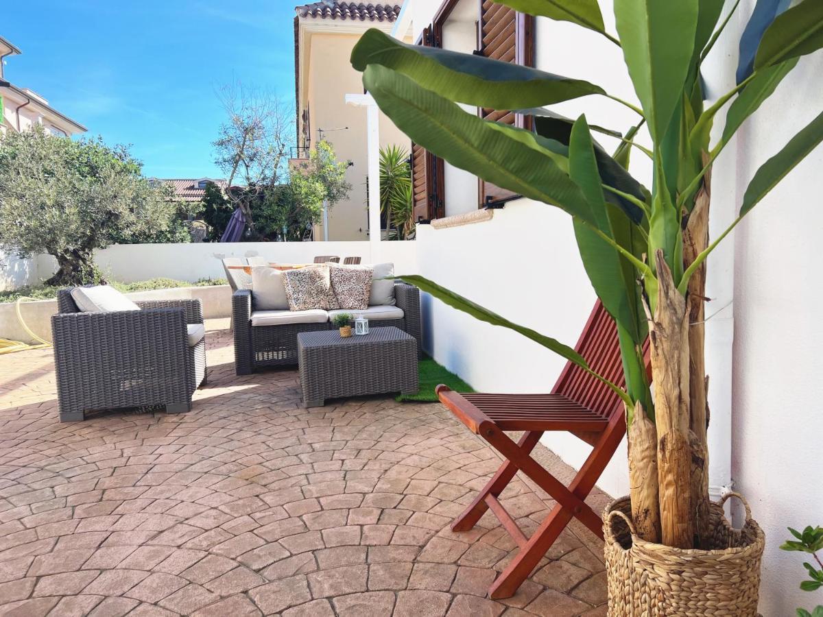 Apartament Le Residenze Del Mare Monolocale N6 La Caletta Zewnętrze zdjęcie